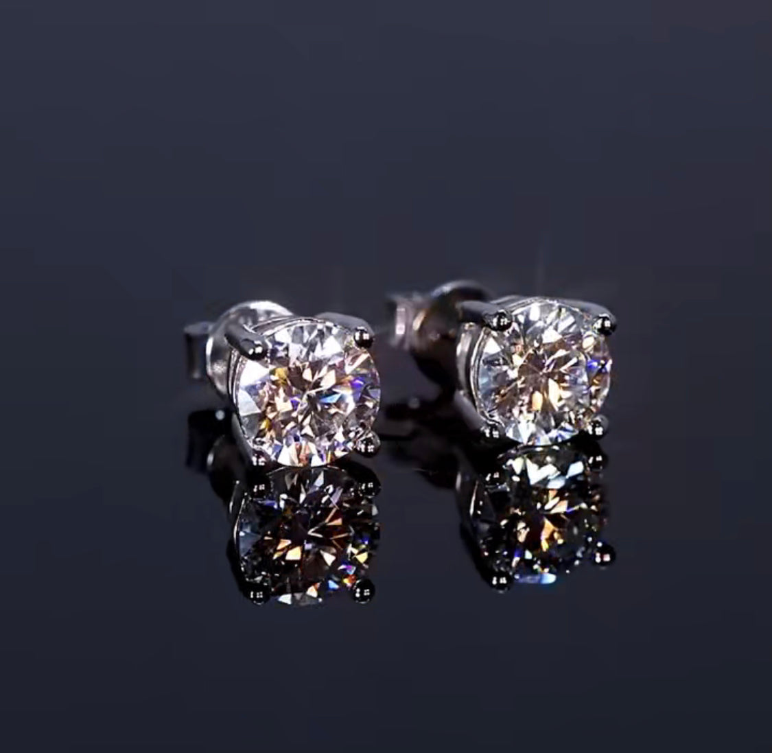 Veliré Classic Moissanit Ohrringe