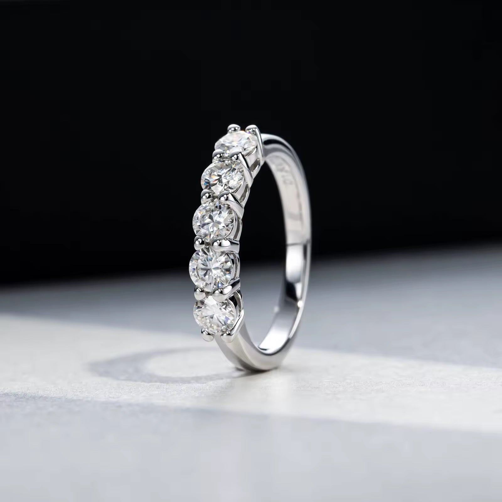 Moissanit Eternity Ring - Rundschliff