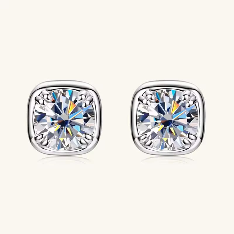 Moissanit Ohrringe Quadratisch in Klauenfassung