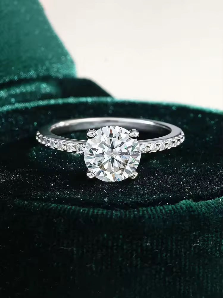 Weißgold Solitär Ring mit Pavé Setting